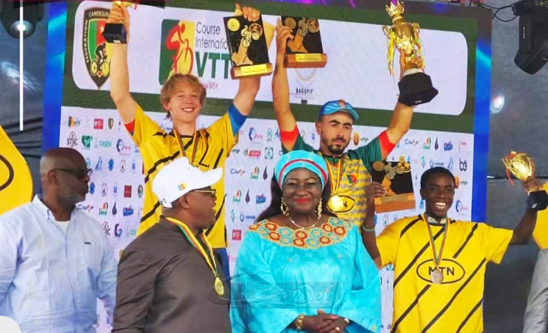 Peloton VTT Chantal Biya